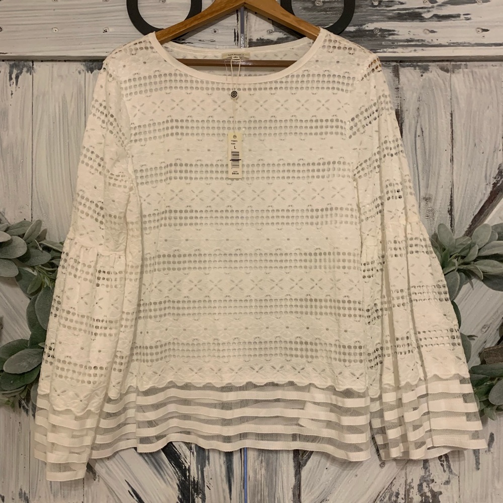 Lace Bell Sleeve Top